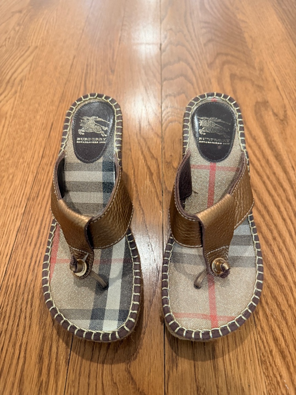 Burberry Wedge Thong Sandals – Classic Nova Check – Size 37 (US 7)